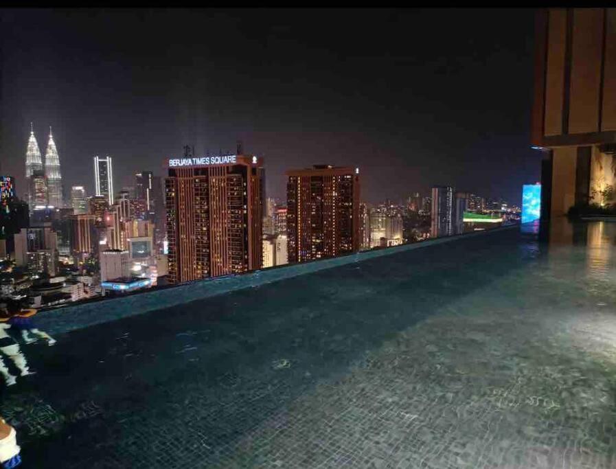 1+ 1 Bedroom 4-5Pax/Klcc/ Bukit Bintang/City View/Mrt Kuala Lumpur Exterior photo